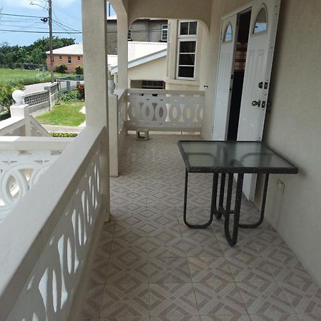 Super Breezy Cozynook ! Hotel Bridgetown Ngoại thất bức ảnh